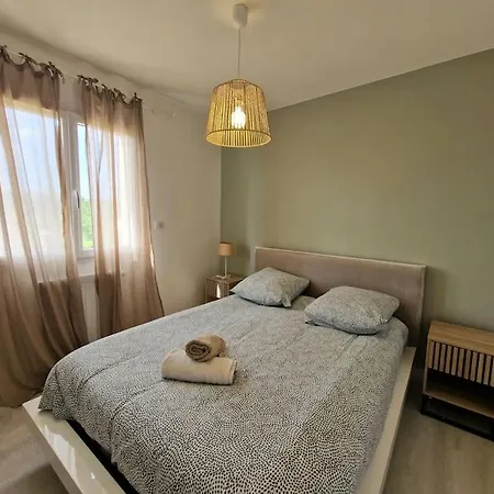 Le Lisbonne #climatisation#terrasse#parking Aubière