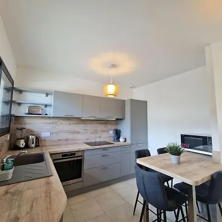 Le Lisbonne #climatisation#terrasse#parking Apartament