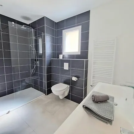 Apartament Le Lisbonne #climatisation#terrasse#parking *